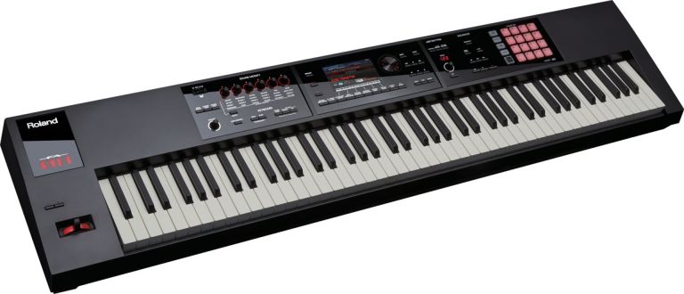 Roland Fa-08