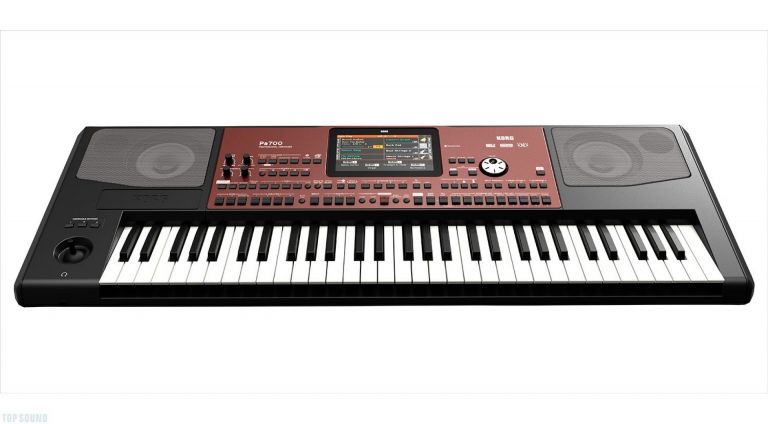 Korg Pa700