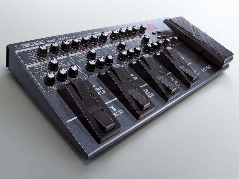 Boss ME-80 gitarski procesor
